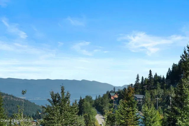 $1,249,000 | 169 Crystal Springs Road, Unit 501, Sandpoint, ID 83864