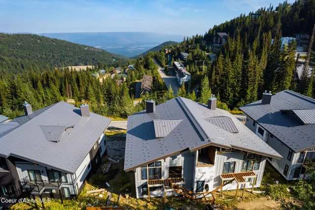 $1,249,000 | 169 Crystal Springs Road, Unit 501, Sandpoint, ID 83864