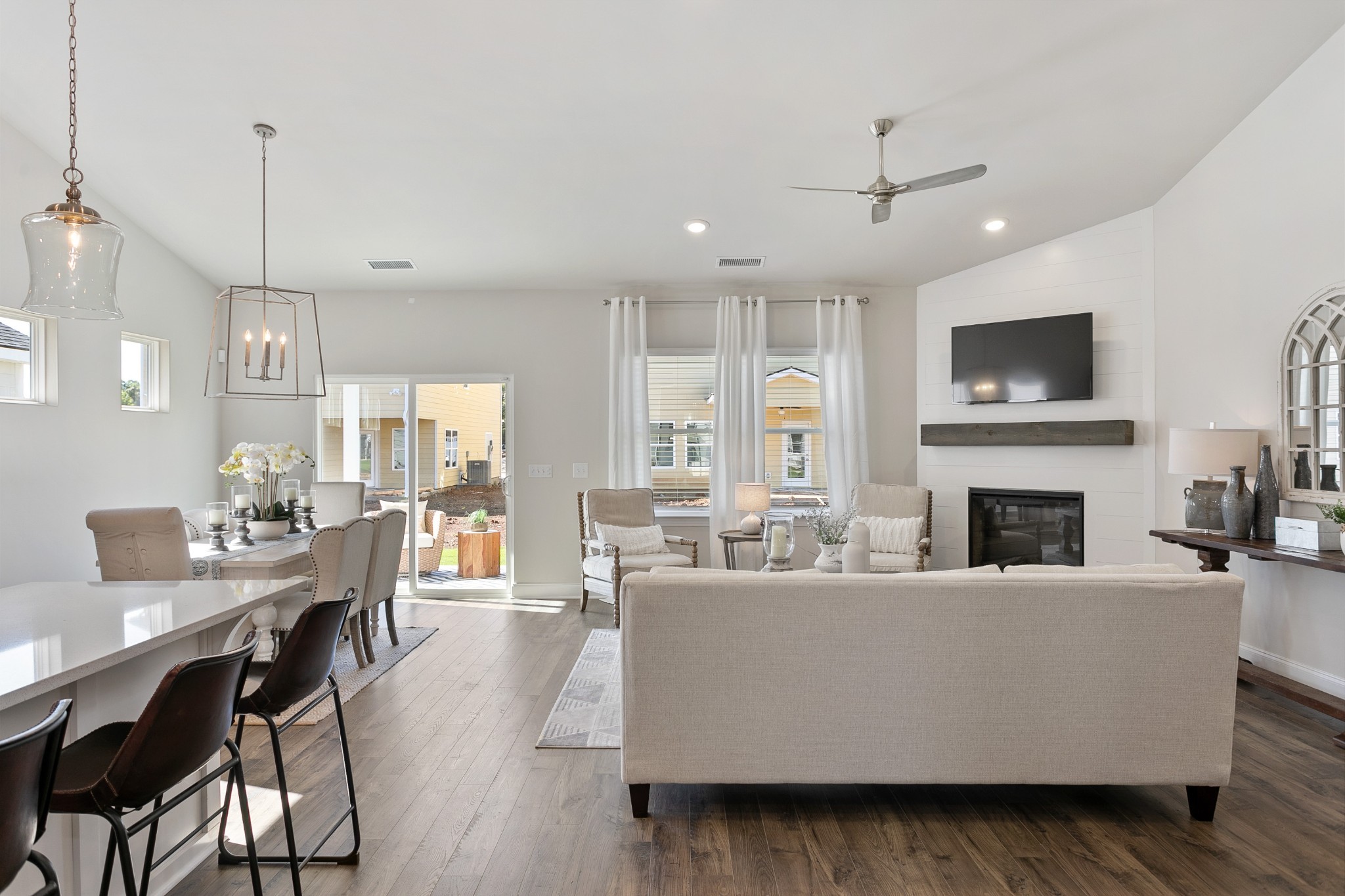 1101 Riverview Run Madison, TN 37115 - Photo 5 of 47