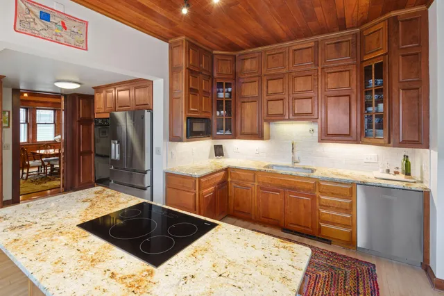 $1,198,900 | 1767 Fremont Avenue South, Minneapolis, MN 55403