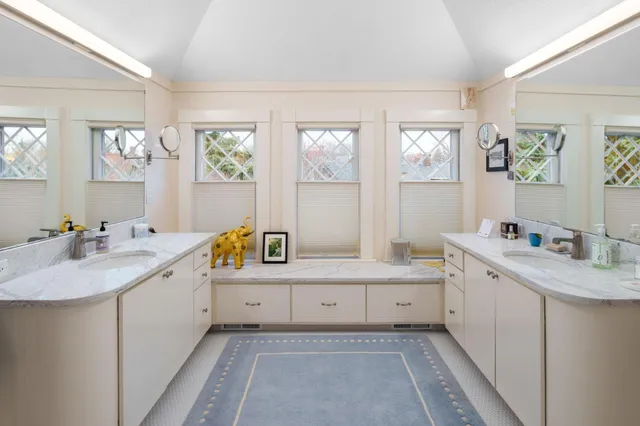 $1,198,900 | 1767 Fremont Avenue South, Minneapolis, MN 55403