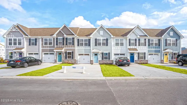 $279,000 | 3324 Primrose Drive, Navassa, NC 28451