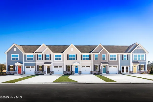 $279,000 | 3324 Primrose Drive, Navassa, NC 28451