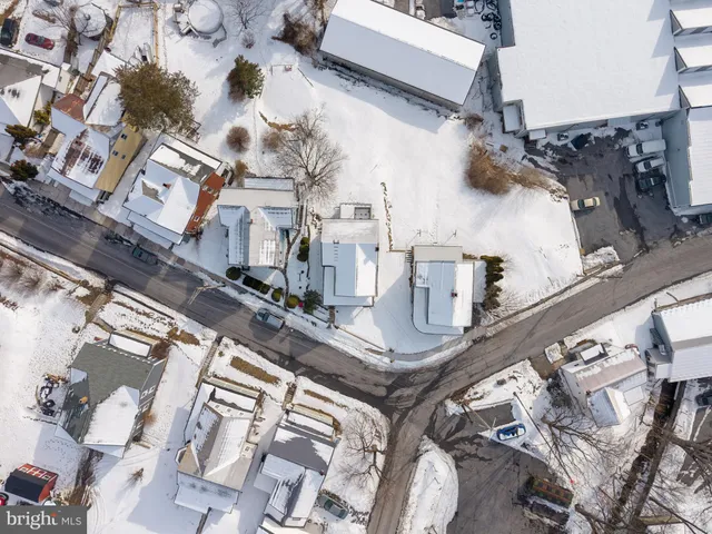 $140,000 | 130 East 1st Street, Everett, PA 15537