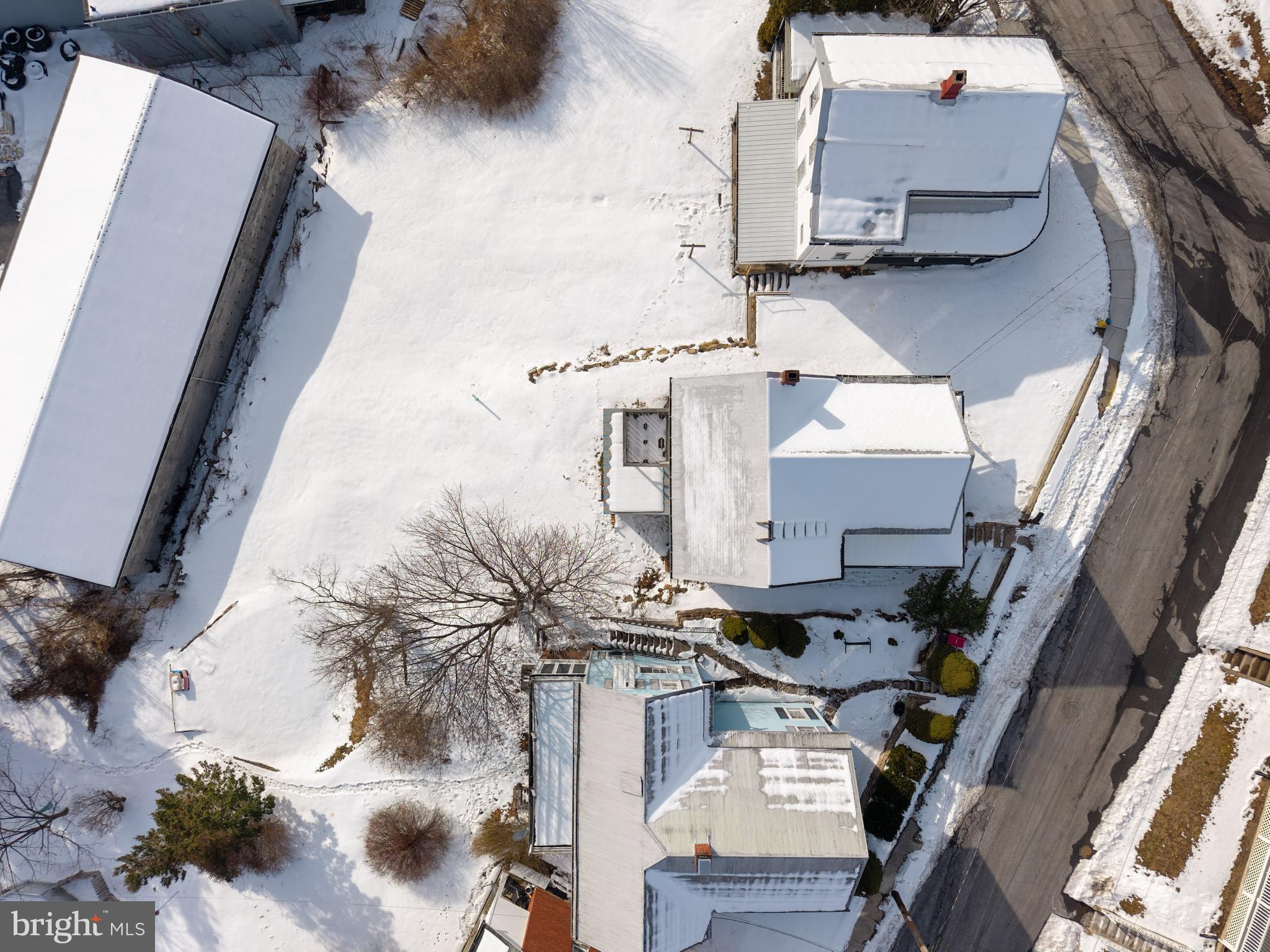 130 East 1st Street Everett, PA 15537 - Photo 4 of 39