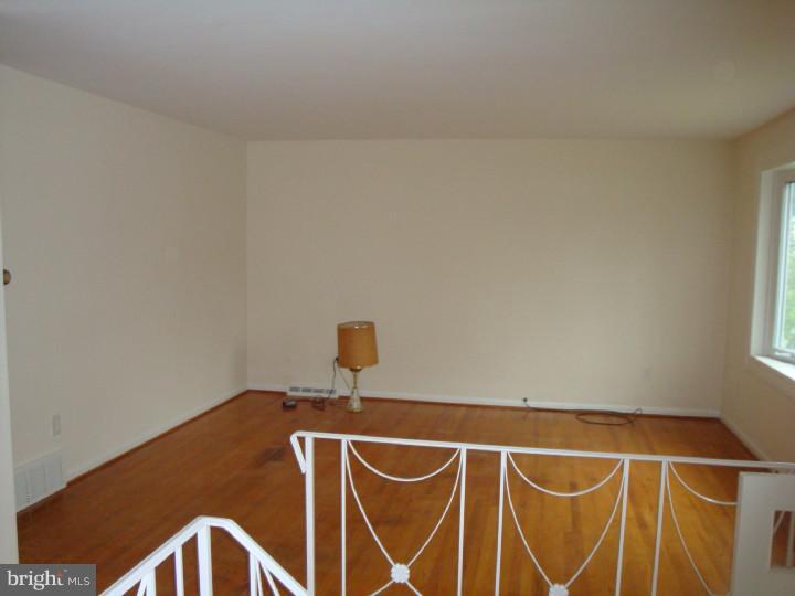 2724-28 Axe Factory Road Philadelphia, PA 19152 - Photo 6 of 24 Gallery Image 6