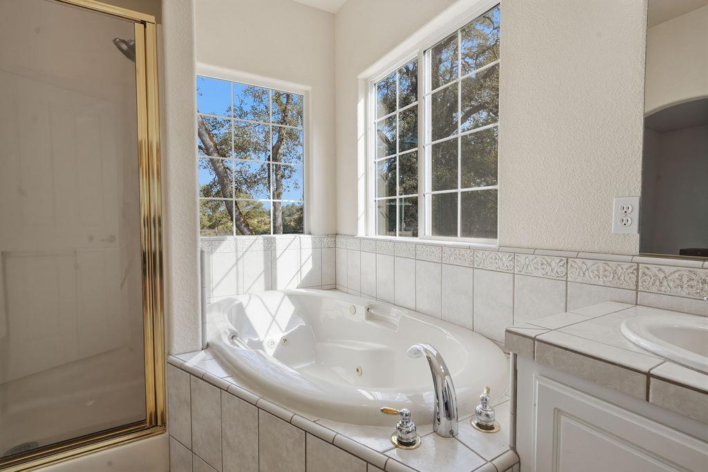 19890 Perimeter Road Grass Valley, CA 95949 - Photo 26 of 95