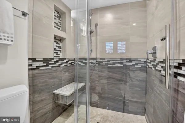 $865,000 | 10807 Whiterim Drive, Potomac, MD 20854