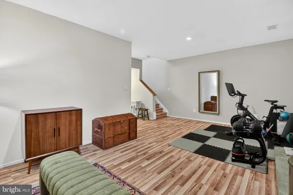 $865,000 | 10807 Whiterim Drive, Potomac, MD 20854