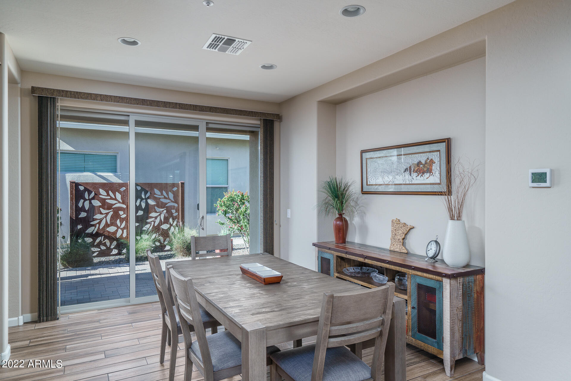 17952 East Silver Sage Lane Rio Verde, AZ 85263 - Photo 10 of 54 5) DINING
