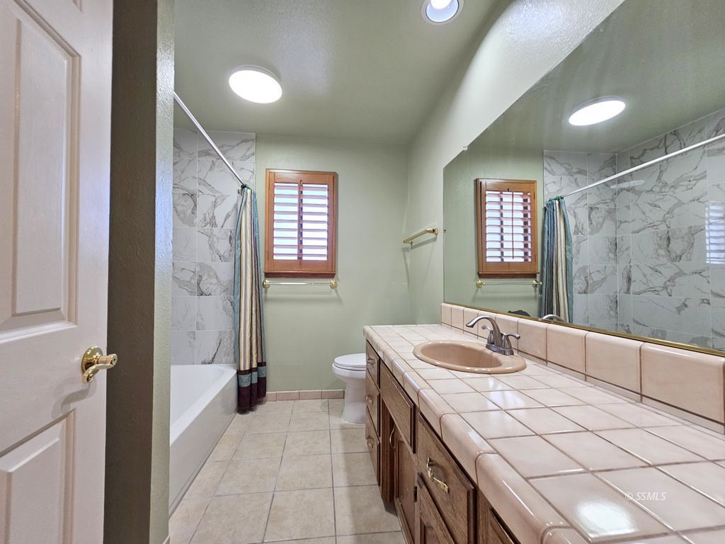 308 West Cielo Avenue Ridgecrest, CA 93555 - Photo 33 of 43