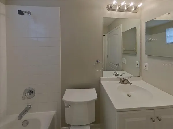 $2,349 | Undisclosed Address, Lutz, FL 33559