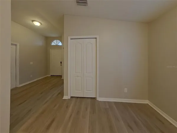 $2,349 | Undisclosed Address, Lutz, FL 33559