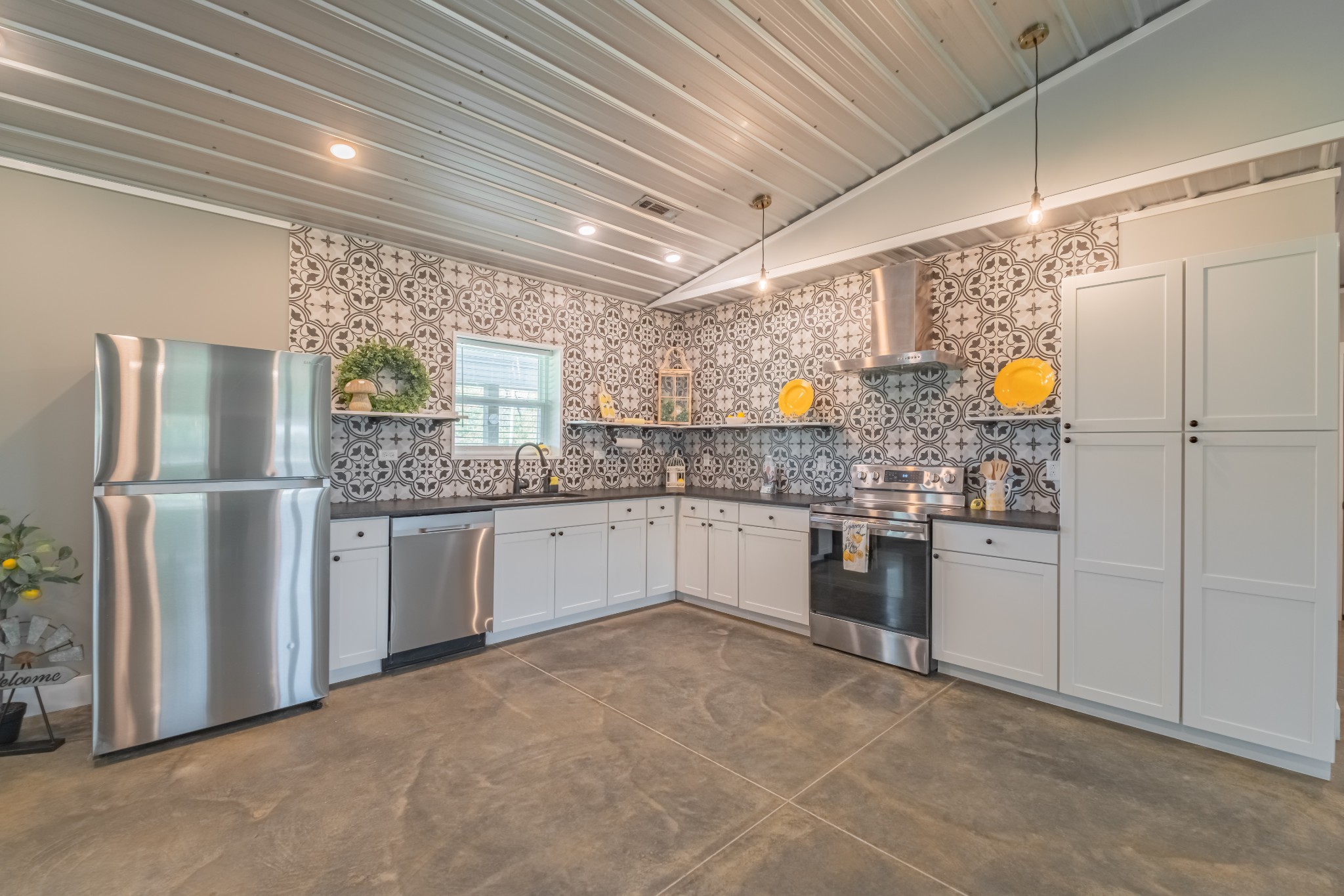 863 Robert Wilson Road McMinnville, TN 37110 - Photo 12 of 37
