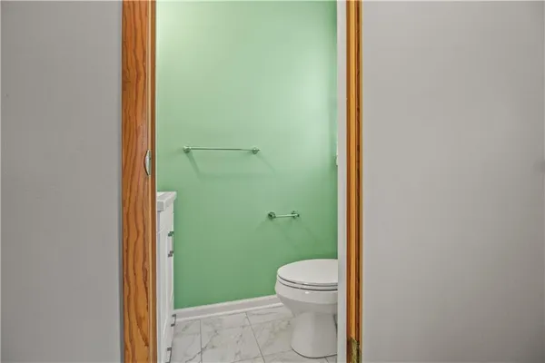 $225,000 | 9804 East 79th Terrace, Raytown, MO 64138