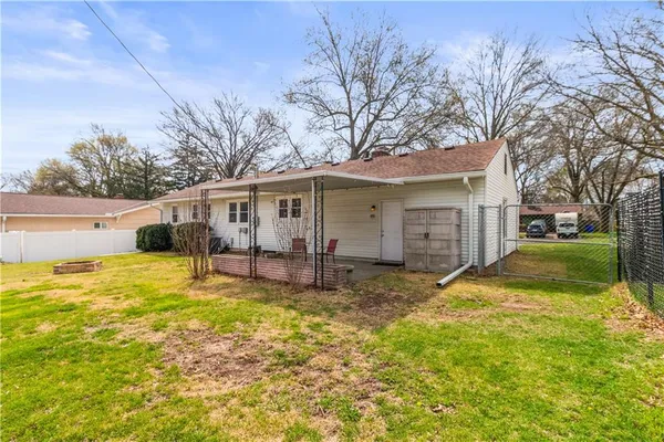 $225,000 | 9804 East 79th Terrace, Raytown, MO 64138