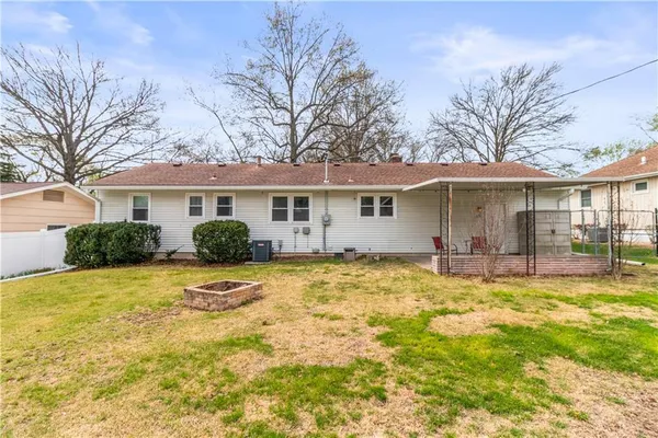 $225,000 | 9804 East 79th Terrace, Raytown, MO 64138
