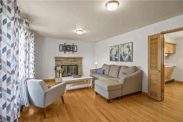 $225,000 | 9804 East 79th Terrace, Raytown, MO 64138