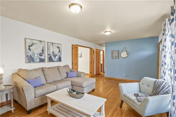 $225,000 | 9804 East 79th Terrace, Raytown, MO 64138