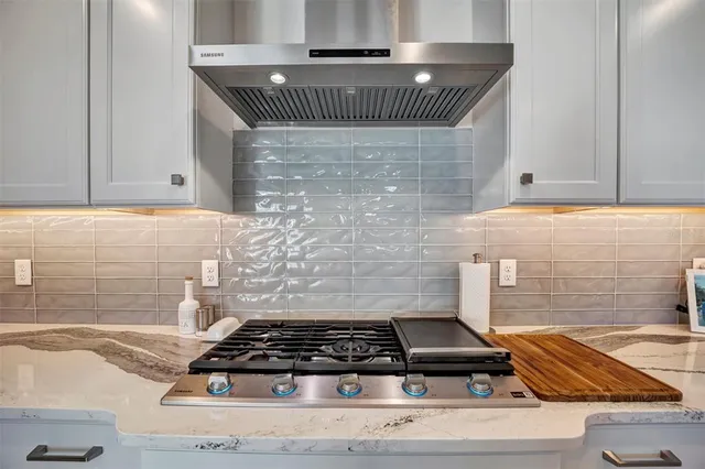 $1,295,000 | 6027 White Mangrove Lane, Bradenton, FL 34210