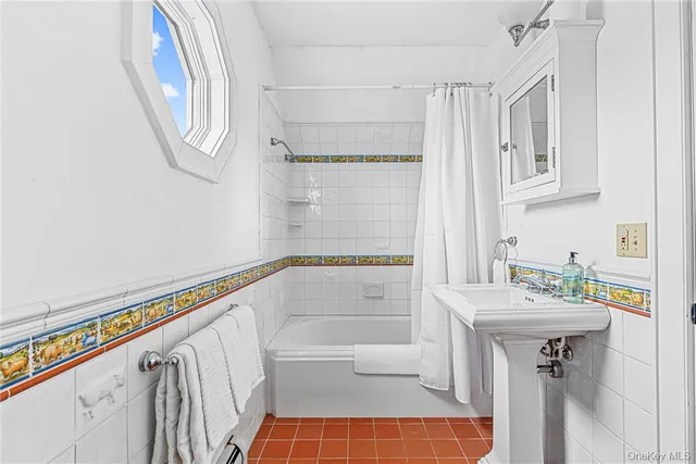 a view of a lush green space