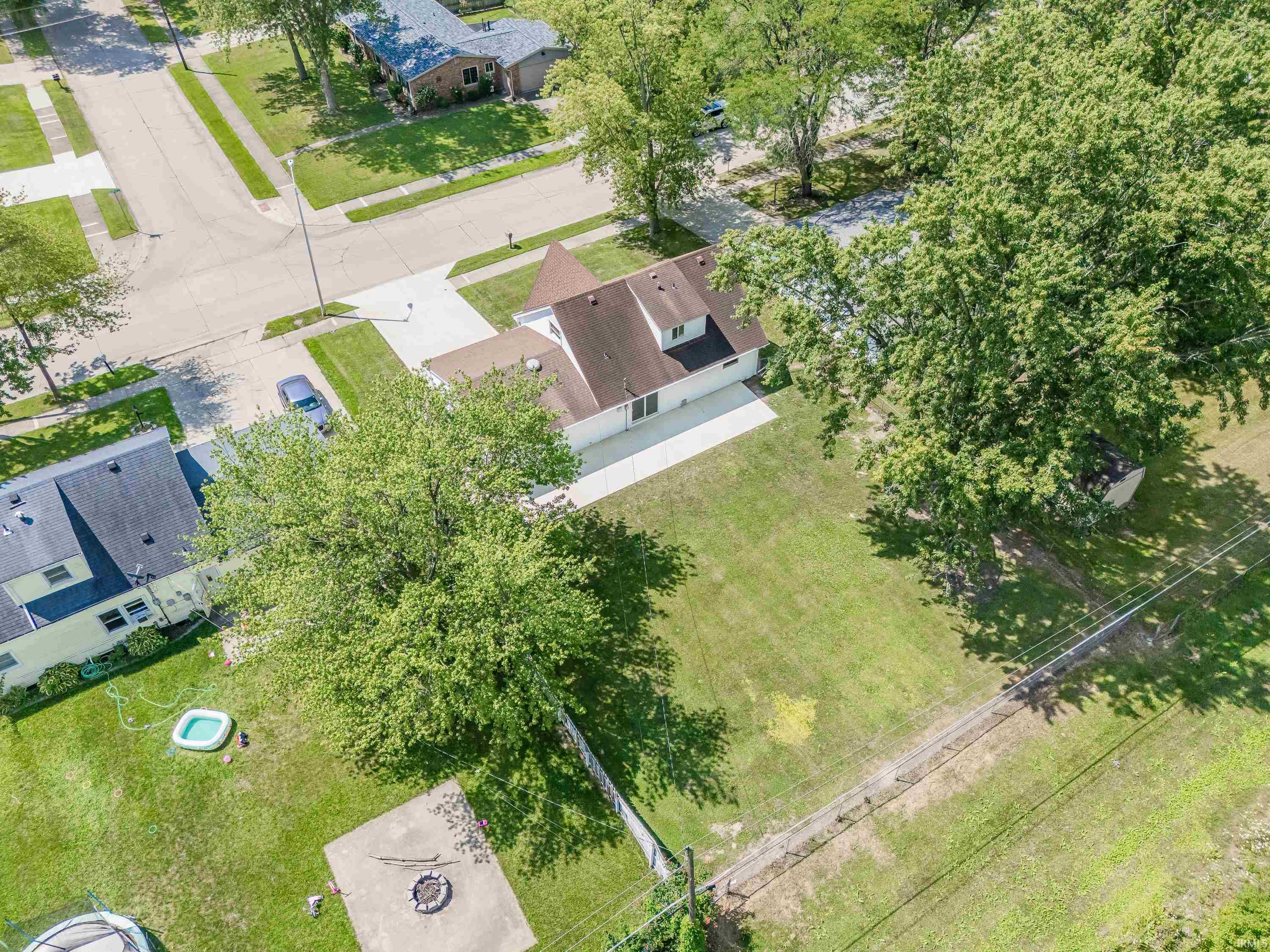 6641 Bellefield Drive Fort Wayne, IN 46835 - Photo 3 of 30