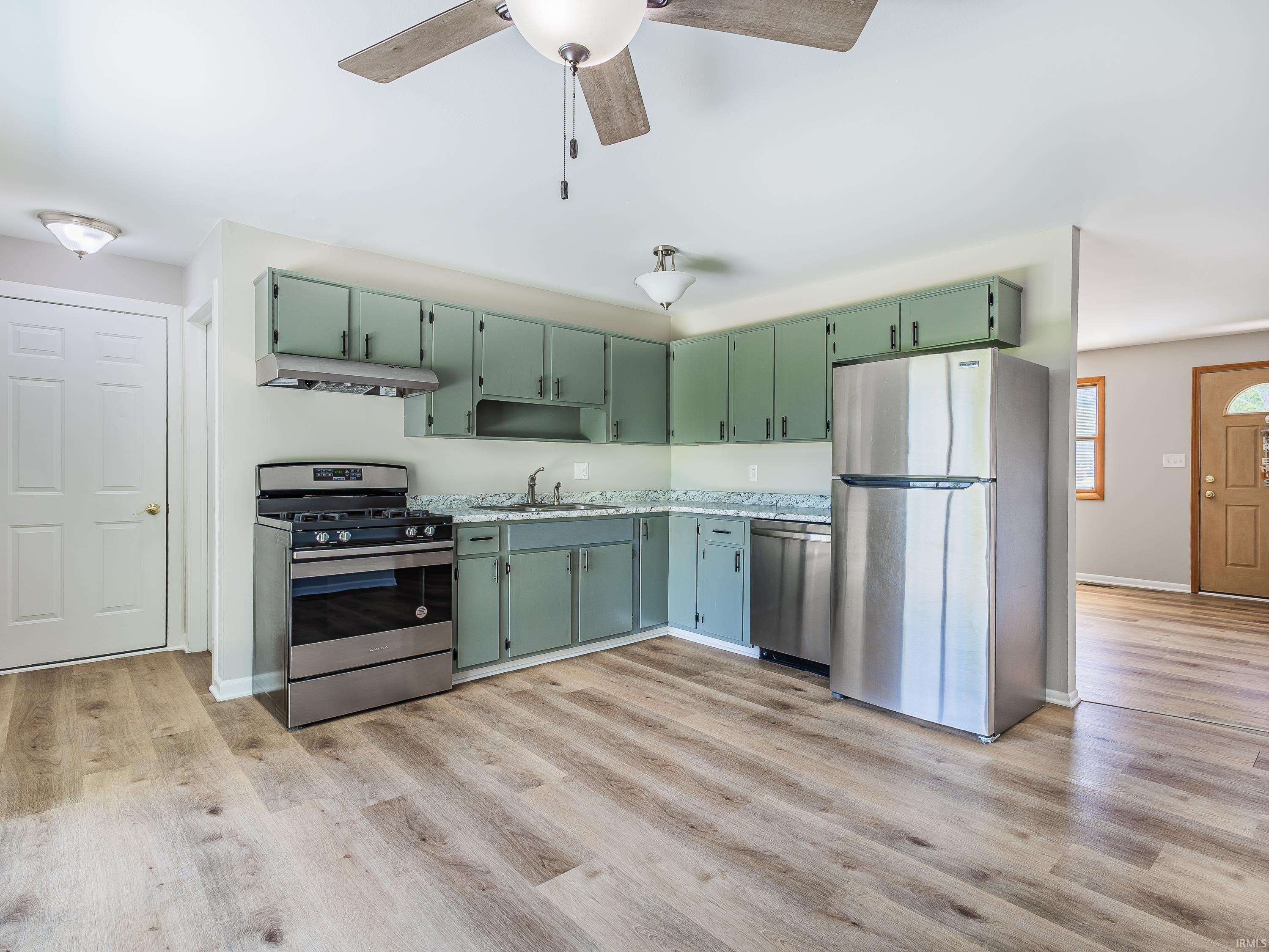 6641 Bellefield Drive Fort Wayne, IN 46835 - Photo 10 of 30