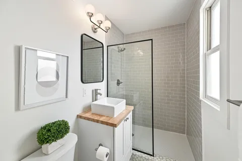 $584,900 | 2044 North Palmer Street, Milwaukee, WI 53212