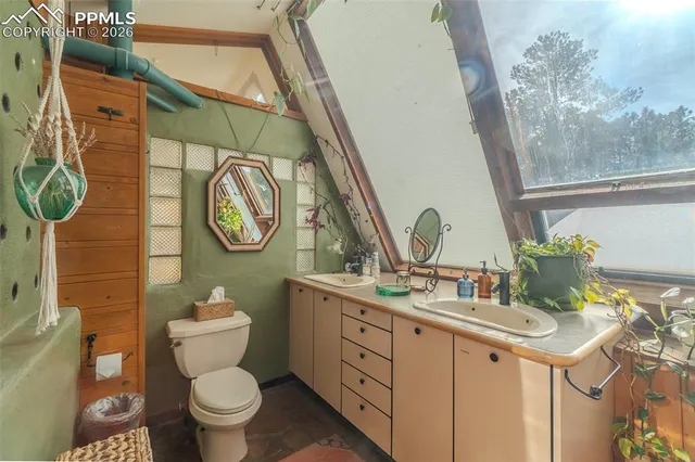 $800,000 | 17160 Goshawk Road, Colorado Springs, CO 80908