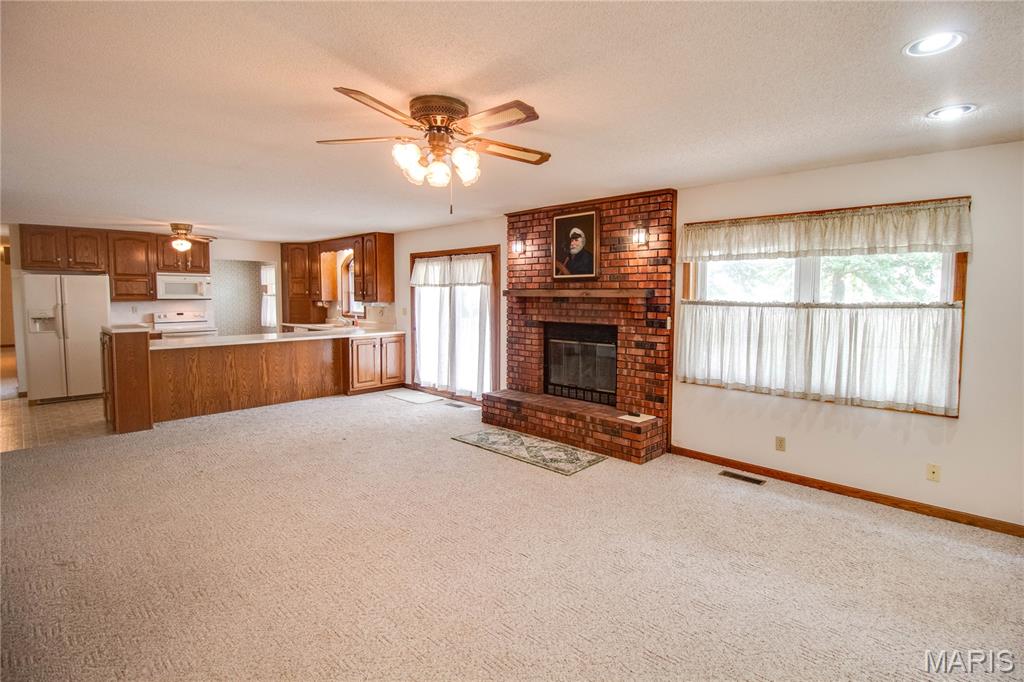 800 West County Road Jerseyville, IL 62052 - Photo 17 of 50 Gallery Image 17