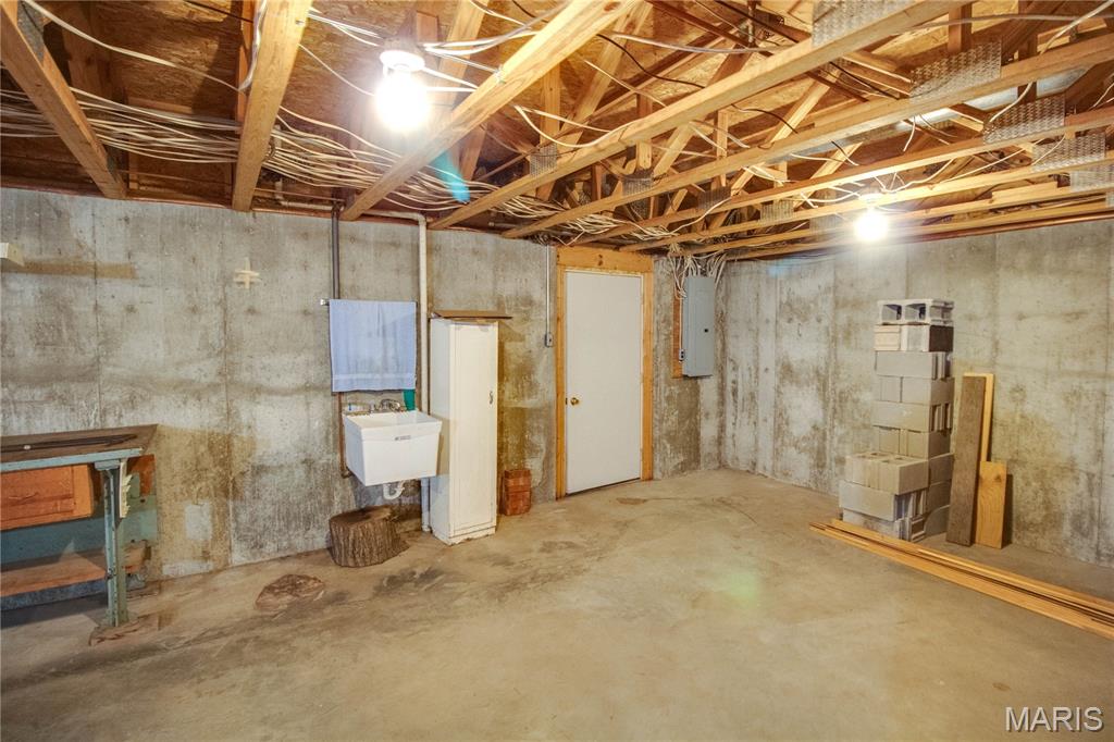 800 West County Road Jerseyville, IL 62052 - Photo 38 of 50 Gallery Image 38