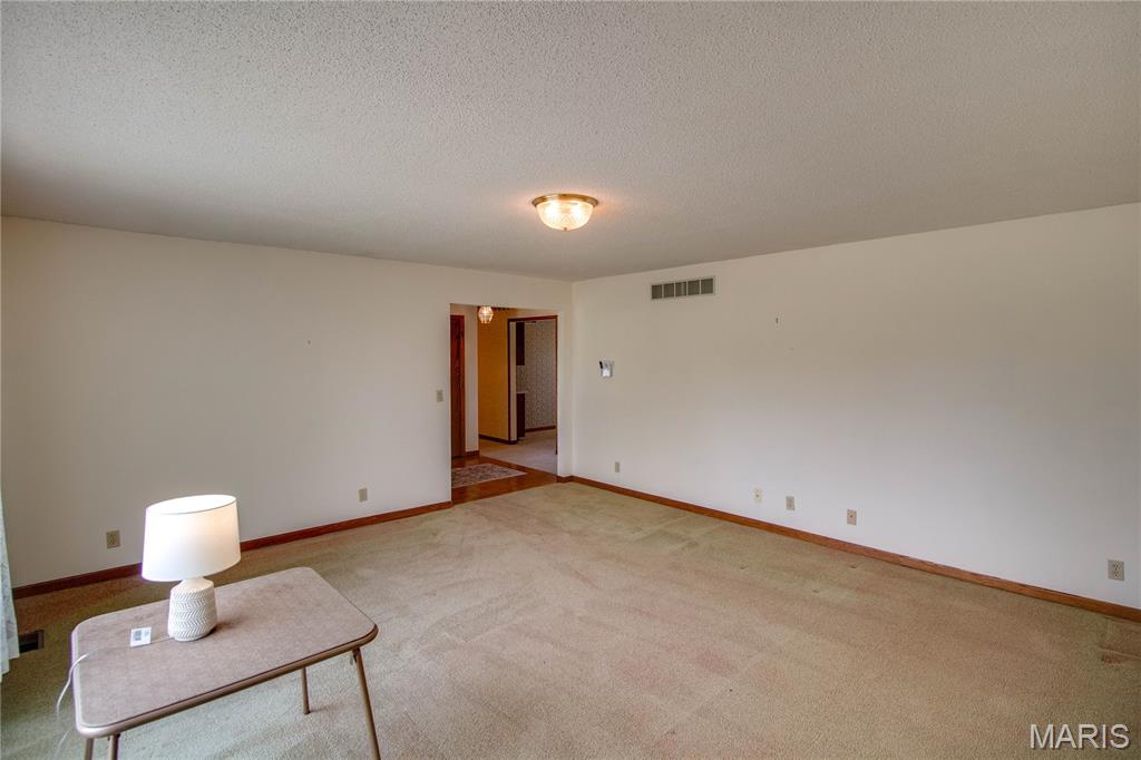 800 West County Road Jerseyville, IL 62052 - Photo 10 of 50 Gallery Image 10