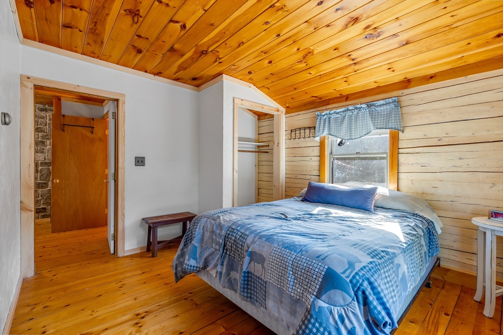 9 Upland Road Plympton, MA 02367 - Photo 17 of 41