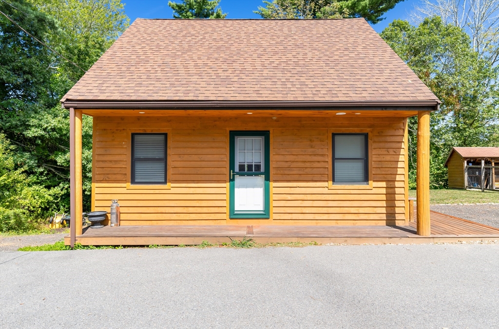 9 Upland Road Plympton, MA 02367 - Photo 4 of 41