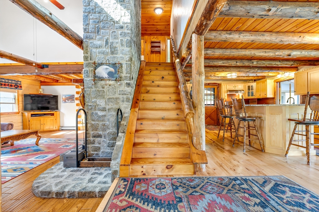 9 Upland Road Plympton, MA 02367 - Photo 7 of 41