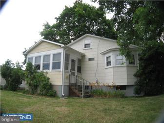 179 Burlington Path Road Cream Ridge, NJ 08514 - Photo 2 of 7