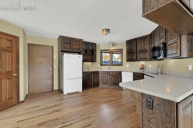 82 Ryolite Road Florissant, CO 80816 - Photo 21 of 43