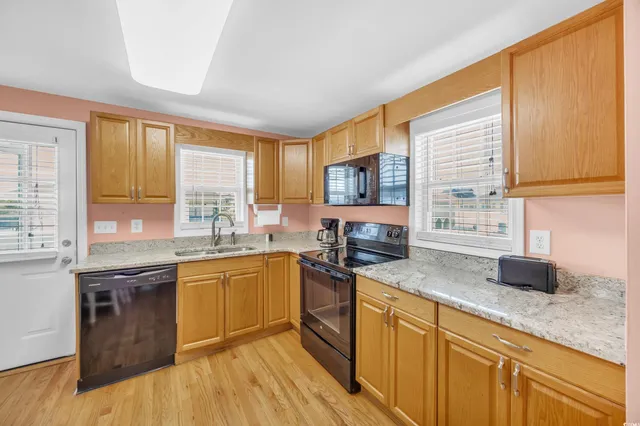 $769,000 | 329 54th Avenue North, North Myrtle Beach, SC 29582