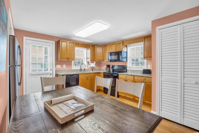 $769,000 | 329 54th Avenue North, North Myrtle Beach, SC 29582