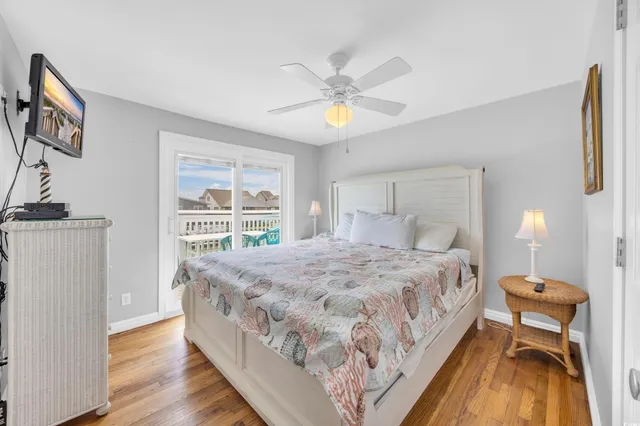 $769,000 | 329 54th Avenue North, North Myrtle Beach, SC 29582