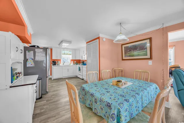 $769,000 | 329 54th Avenue North, North Myrtle Beach, SC 29582