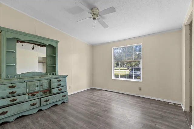 $1,600 | 177 County Road 2803, Cleveland, TX 77327