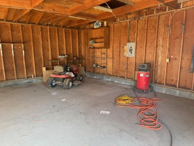 17067 Avon Way Madera, CA 93638 - Photo 11 of 14 a backyard of a house with table and chairs