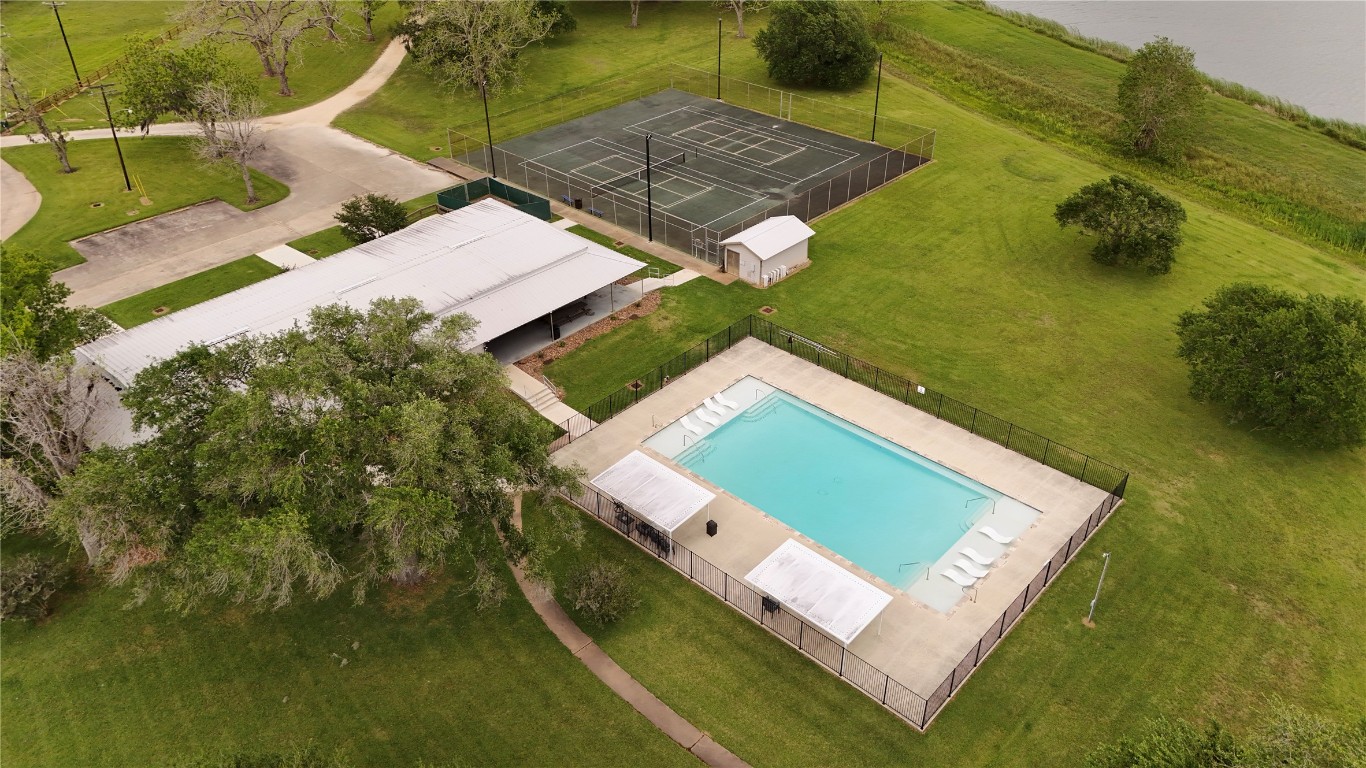 1207 Mill Road Angleton, TX 77515 - Photo 18 of 19