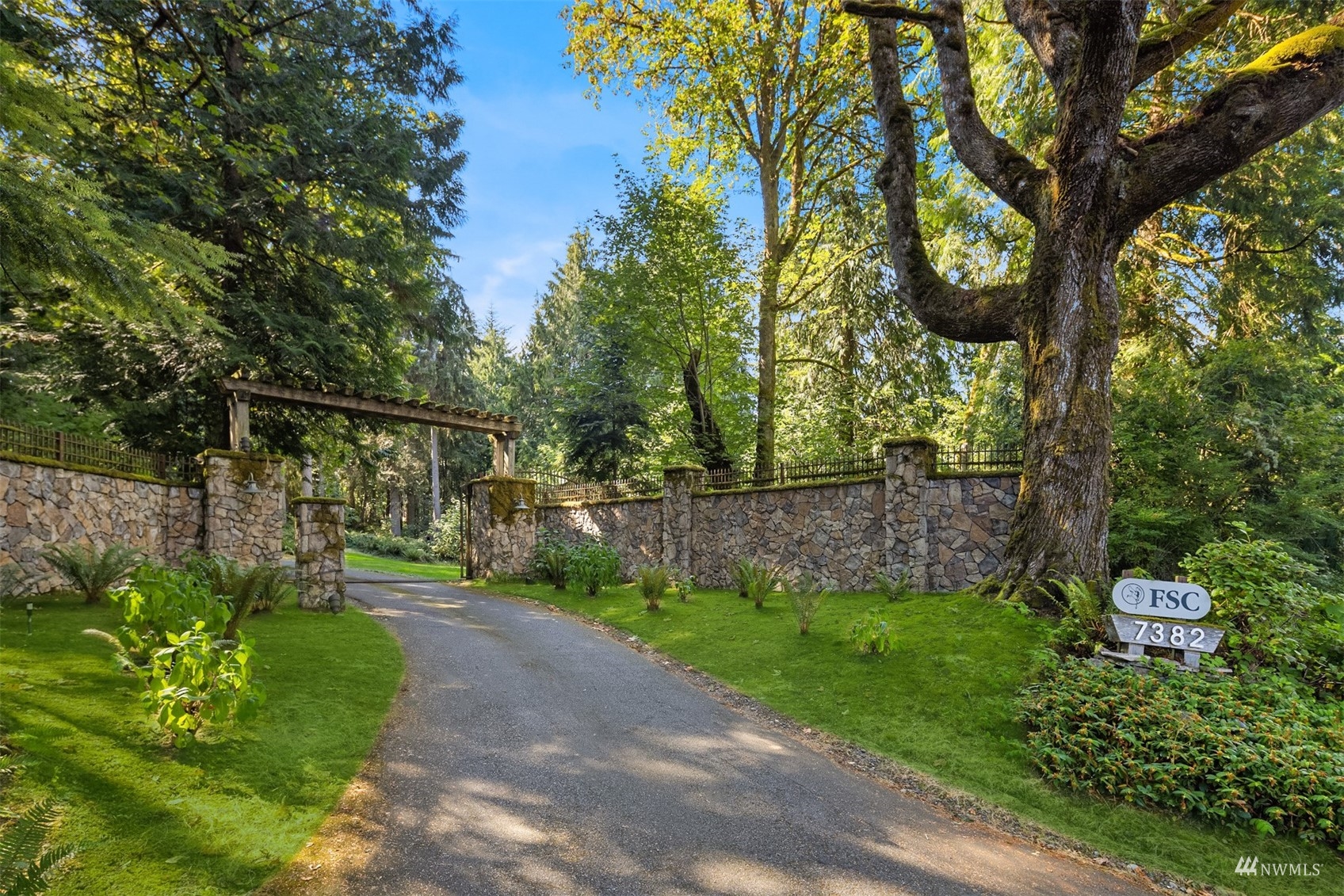 7382 View Park Road Southeast Port Orchard, WA 98367 - Photo 38 of 40 a view of a garden