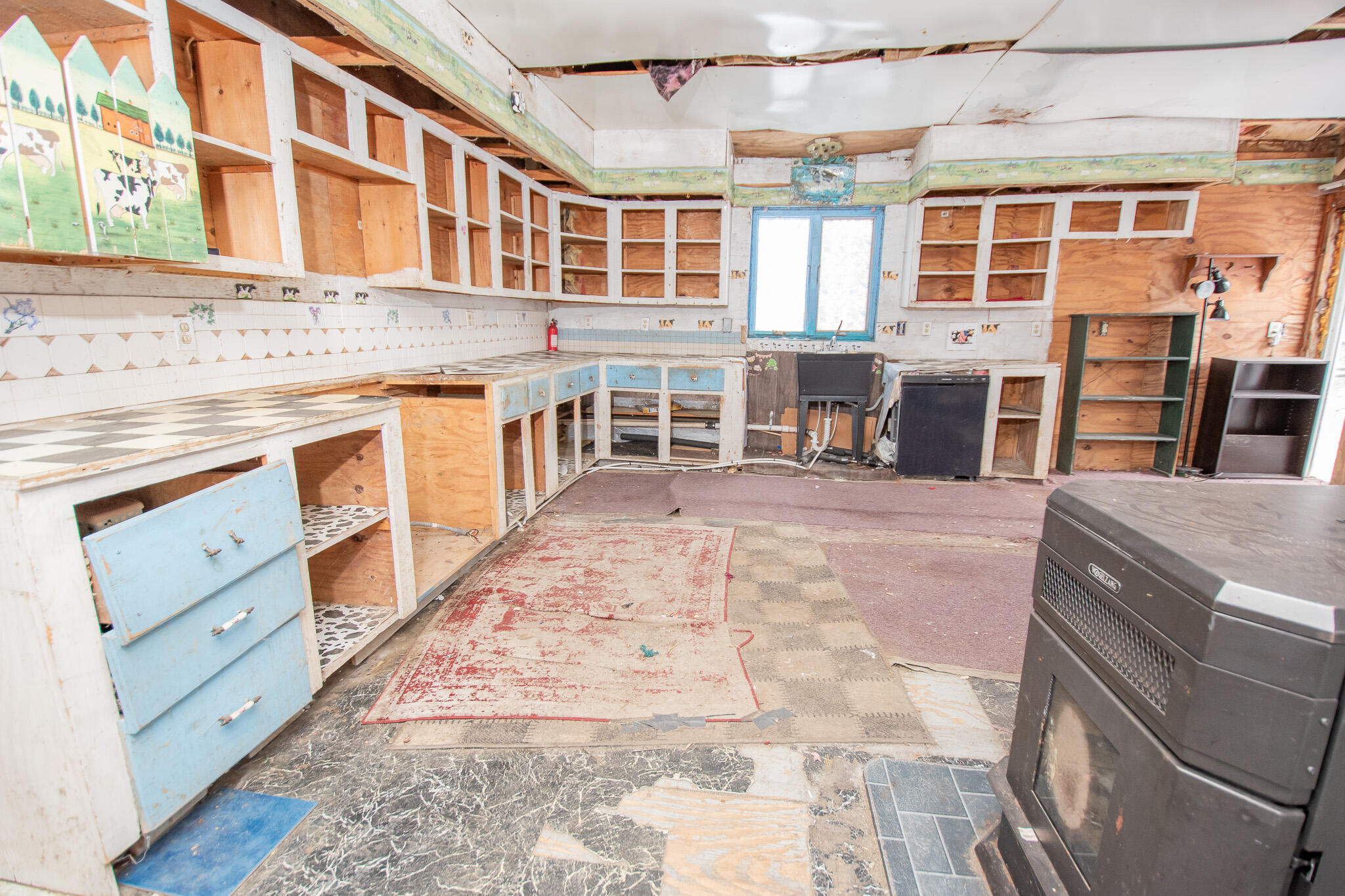 9 2nd Street Milo, ME 04463 - Photo 5 of 50 Large Kitchen