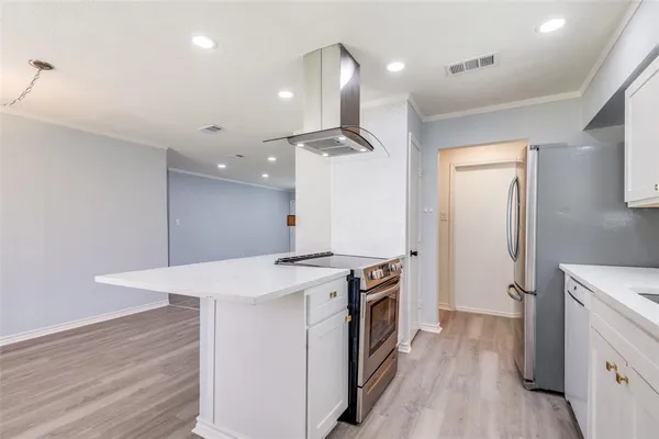 $1,900 | 505 Storrs Street, Rockwall, TX 75087