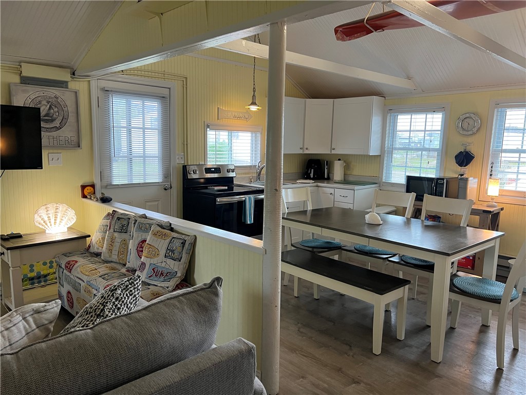 271 Great Island Road Narragansett, RI 02882 - Photo 12 of 36