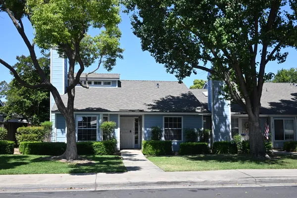 $279,500 | 1545 Mayflower Way, Clovis, CA 93612