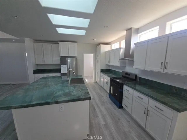 $540,000 | 21500 Lassen Street, Unit 45, Chatsworth, CA 91311